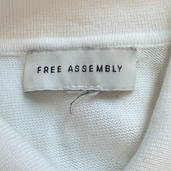 Free Assembly White Knit Button Up Lemon Print Clean Girl Cottagecore Top M - Picture 7 of 7